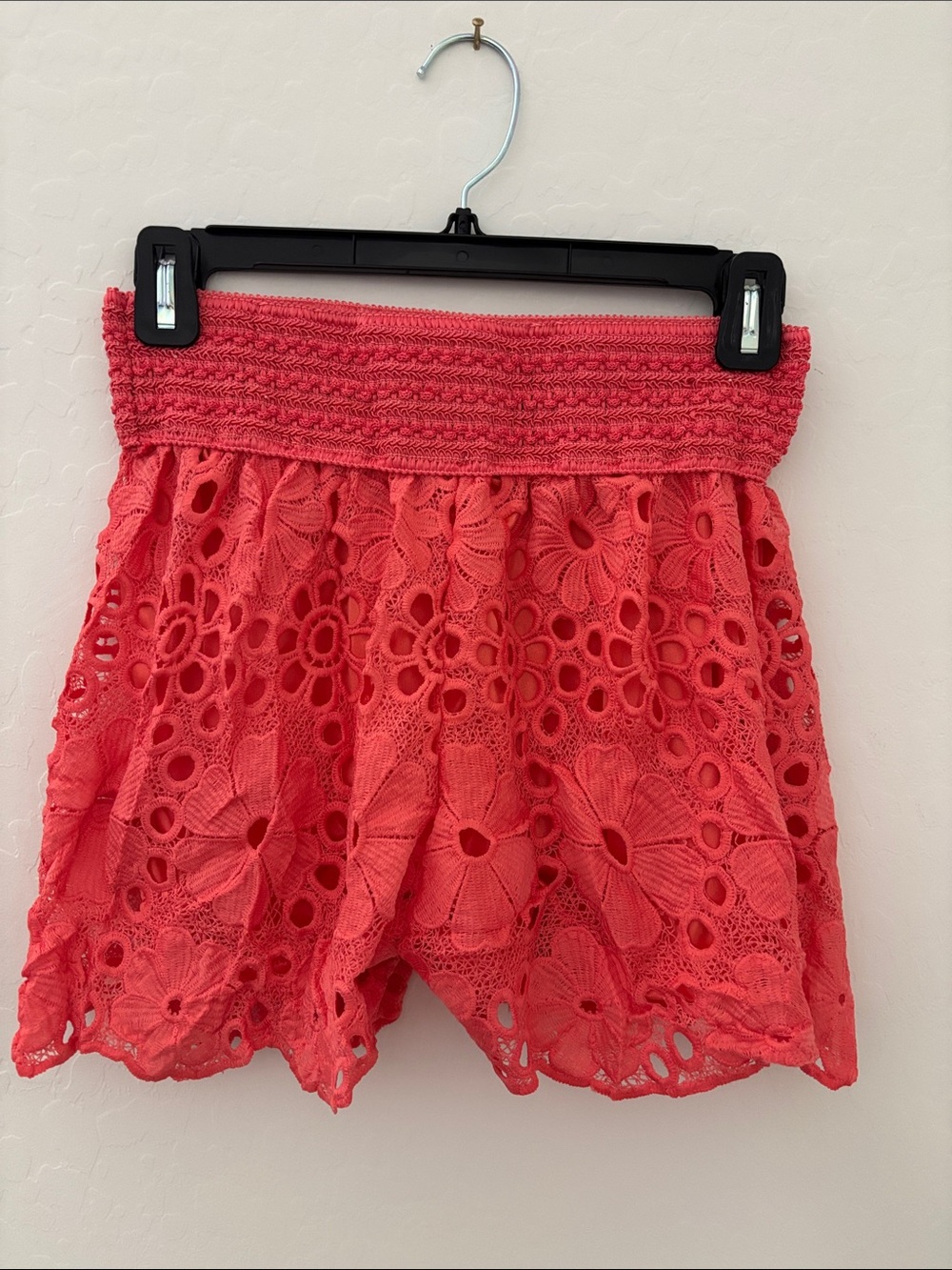 Lace Eyelet Coral Crochet Waist Shorts